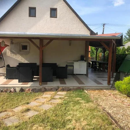 Holiday home Arany Vendeghaz Balatonmariafurdo