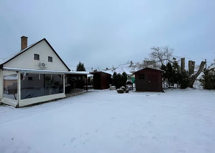 Arany Vendeghaz Case de vacanță Balatonmáriafürdő